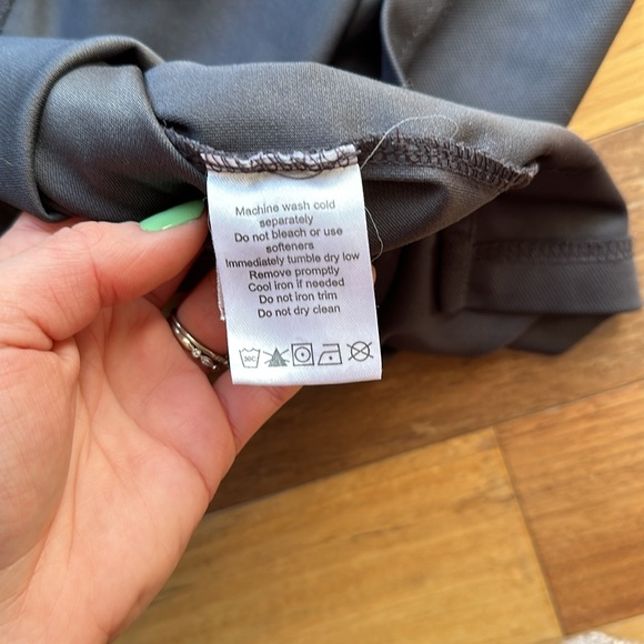 Men’s Moosehead Branded Grey Polo Golf Collared Shirt - Picture 12 of 13